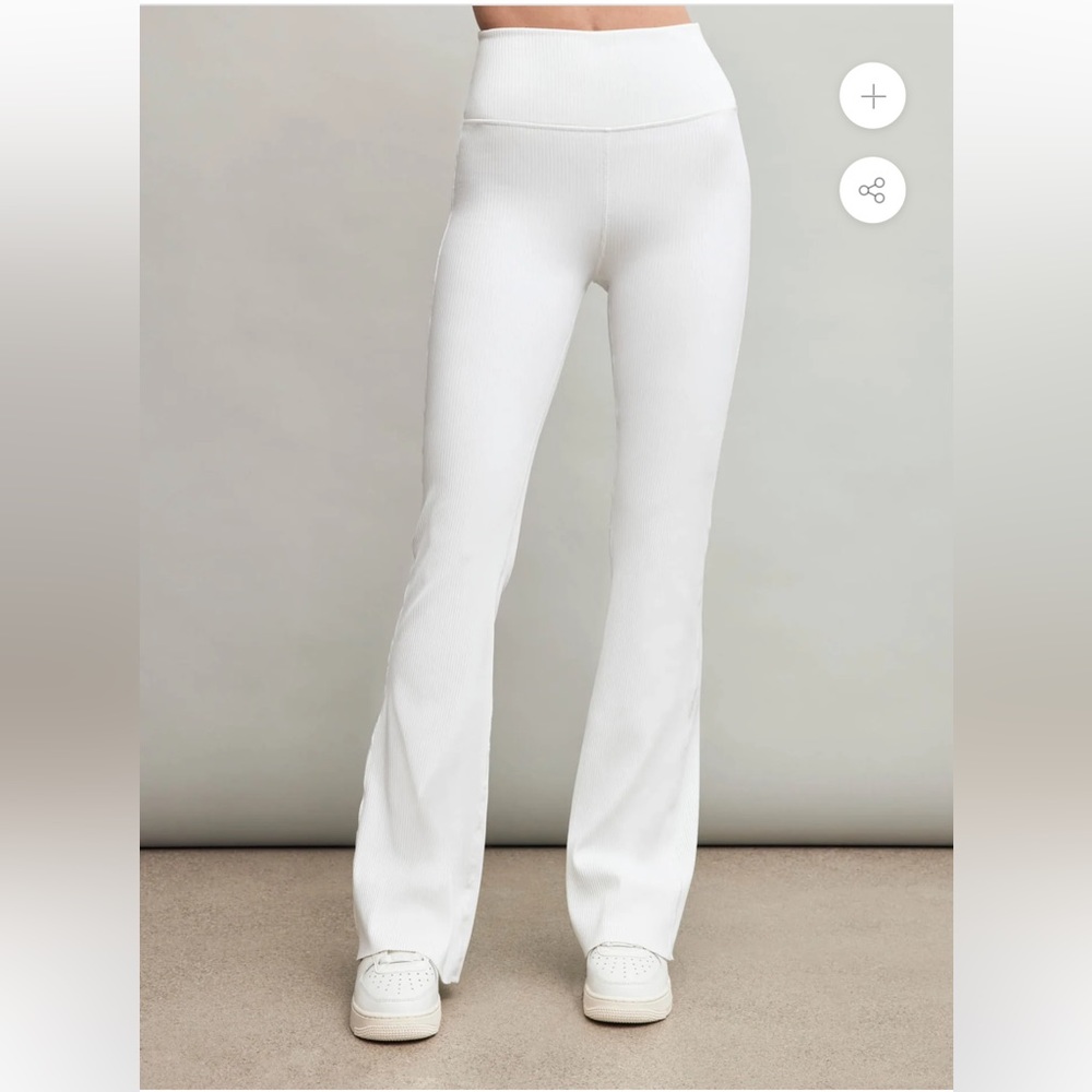 Carbon 38 Ribbed Flare Pants Size XS